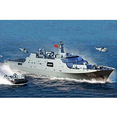 Trumpeter 756726-1/700 PLA Type 071 Maßstab 1:700 Trumpeter 756726-1/700 PLA Type 071 Maßstab 1:700
