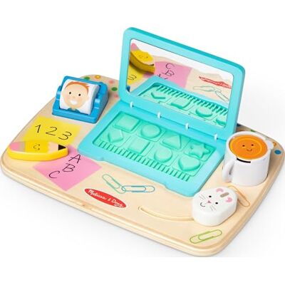Melissa & Doug Work und Play Schreibtisch-Spielbrett aus Holz sensorisches Baby- und Kleinkindspielzeug FSC zertifizierte Melissa & Doug Work und Play Schreibtisch-Spielbrett aus Holz sensorisches Baby- und Kleinkindspielzeug FSC zertifizierte
