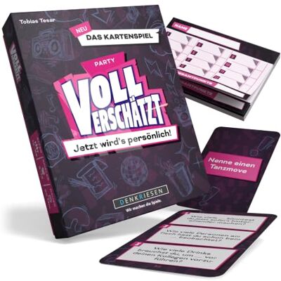 DENKRIESEN Voll Verschätzt Kartenspiel Party Edition Partyspiel Persönliches Ratespiel und Gesellschaftsspiel für 3 bis 12 Spieler ab 12 Jahren mit rund 20 Minuten Spielzeit für Partys. DENKRIESEN Voll Verschätzt Kartenspiel Party Edition Partyspiel Persönliches Ratespiel und Gesellschaftsspiel für 3 bis 12 Spieler ab 12 Jahren mit rund 20 Minuten Spielzeit für Partys.