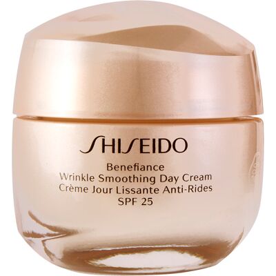Shiseido Tag- und Nachtcreme Benefiance - Falten glättend SPF25 - Creme Shiseido Tag- und Nachtcreme Benefiance - Falten glättend SPF25 - Creme