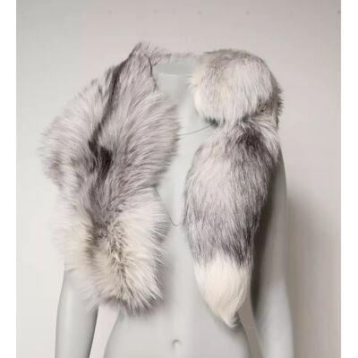 Dolce & Gabbana Weißer Fuchs-Fell Halstuch Wärmer Winter Schal Weiß Einheitsgröße Dolce & Gabbana Weißer Fuchs-Fell Halstuch Wärmer Winter Schal Weiß Einheitsgröße