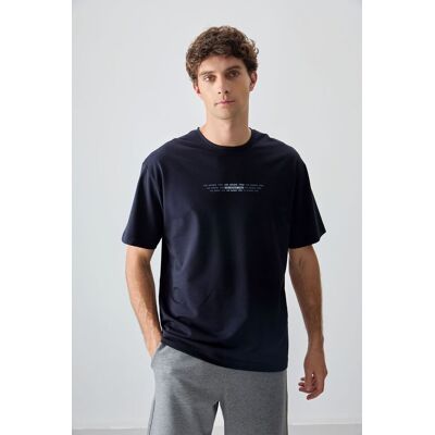 Tommy Life Übergröße Bedrucktes Rundhals-T-Shirt Marine S Tommy Life Übergröße Bedrucktes Rundhals-T-Shirt Marine S