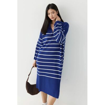 MyFashion Gestreiftes V-Ausschnitt Midi-Strickkleid mit Schlitz in lockerer Passform Blau Einheitsgröße MyFashion Gestreiftes V-Ausschnitt Midi-Strickkleid mit Schlitz in lockerer Passform Blau Einheitsgröße