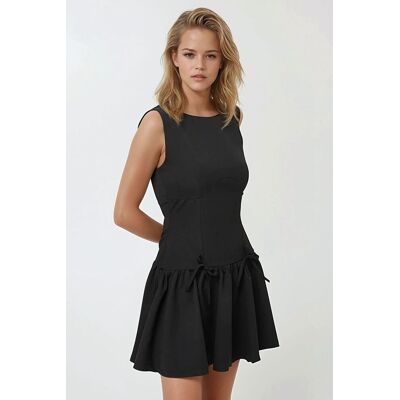 Hiccup Tailliertes Mini-Kleid mit Schleifendetails Schwarz XS Hiccup Tailliertes Mini-Kleid mit Schleifendetails Schwarz XS
