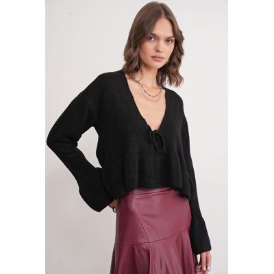 Mixray Knitpullover mit tiefem, detailliertem V-Ausschnitt und Rüschen Schwarz S/M Mixray Knitpullover mit tiefem, detailliertem V-Ausschnitt und Rüschen Schwarz S/M