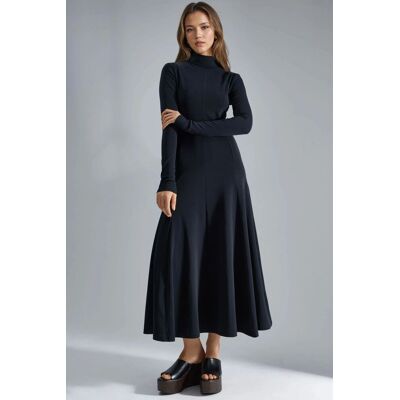 Busem Langärmliges A-Linien Midikleid Schwarz L Busem Langärmliges A-Linien Midikleid Schwarz L