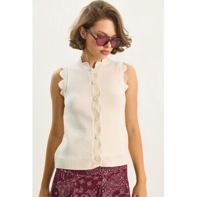 Bianco Lucci Rüschener Pullover mit Rundhalsausschnitt Creme S/M Bianco Lucci Rüschener Pullover mit Rundhalsausschnitt Creme S/M