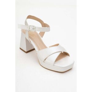 Prologue Lisbon Plateau Block Absatz Sandale Elfenbein EU 36 Prologue Lisbon Plateau Block Absatz Sandale Elfenbein EU 36