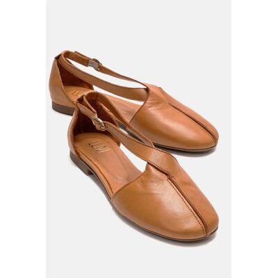 Forever & Always Fable Leder Ballerina mit Seitlichem Ausschnitt Braun US 39 Forever & Always Fable Leder Ballerina mit Seitlichem Ausschnitt Braun US 39