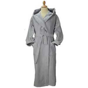 ARTG - "Deluxe" Morgenmantel für Damen, mit Kapuze, Velours (Hellgrau) Grau XS ARTG - "Deluxe" Morgenmantel für Damen, mit Kapuze, Velours (Hellgrau) Grau XS