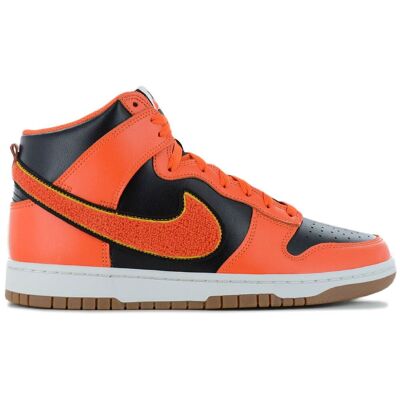 Nike Dunk High University - Chenille Swoosh - Herren Sneakers Schuhe Leder DR8805-002 Mehrfarbig 46 Nike Dunk High University - Chenille Swoosh - Herren Sneakers Schuhe Leder DR8805-002 Mehrfarbig 46