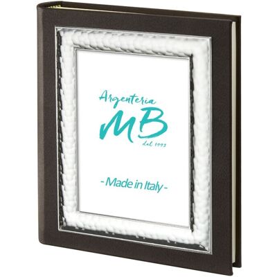 Braunes Fotoalbum mit Gehämmertem Rahmen für 13x18 cm Fotos - Argenteria MB Braunes Fotoalbum mit Gehämmertem Rahmen für 13x18 cm Fotos - Argenteria MB