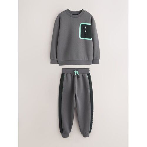 Baker by Ted Baker Baker by Ted Baker - Set aus übergroßem Sweatshirt mit Tasche und Jogginghose jungen