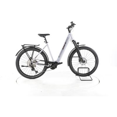 BH Bikes ATOMe SUV Pro Trekking E-Bike Tiefeinsteiger 2024 silber 54 cm BH Bikes ATOMe SUV Pro Trekking E-Bike Tiefeinsteiger 2024 silber 54 cm