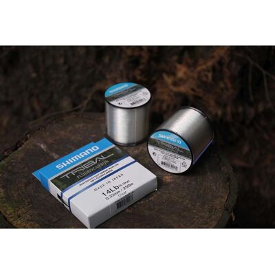 Shimano Tribal Carp Fluoro 16LB 250m Shimano Tribal Carp Fluoro 16LB 250m