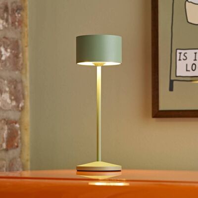 Sigor LED-Akku-Tischlampe Veluna, grün, Höhe 25 cm, IP44, dim, CCT dimmbar, grün, für Wohn- / Esszimmer, Aluminium, Modern Sigor LED-Akku-Tischlampe Veluna, grün, Höhe 25 cm, IP44, dim, CCT dimmbar, grün, für Wohn- / Esszimmer, Aluminium, Modern
