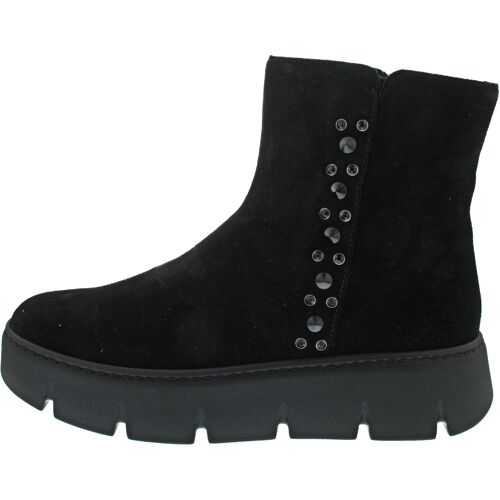 Gabor schwarz 8 female