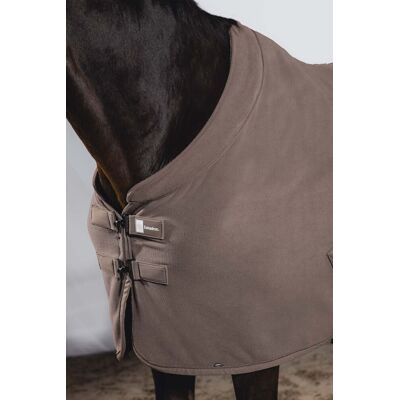 Eskadron Abschwitzdecke DOUBLE-FLEECE Dynamic'26 powdertaupe 145 Eskadron Abschwitzdecke DOUBLE-FLEECE Dynamic'26 powdertaupe 145