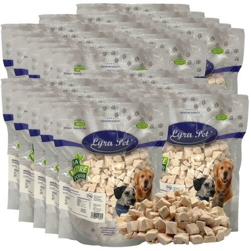 Lyra Pet GmbH 5 kg (25 x 200 g) Lyra Pet® Hühnerbrustwürfel gefriergetrocknet