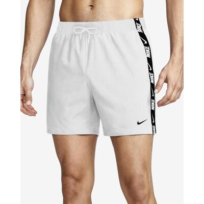 Nike Swim Breaker Logo Tape 5Inch Volley Badeshorts weiß - M male Nike Swim Breaker Logo Tape 5Inch Volley Badeshorts weiß - M male