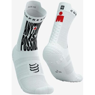 Compressport Pro Racing v4.0 Run High - Ironman 2025 - Anything Is Possible Socken weiß - T1 unisex Compressport Pro Racing v4.0 Run High - Ironman 2025 - Anything Is Possible Socken weiß - T1 unisex