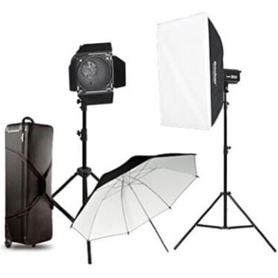 Godox DP600III-C Studio-Blitzgeräte Kit - 600W, Softbox, Wireless Control Godox DP600III-C Studio-Blitzgeräte Kit - 600W, Softbox, Wireless Control