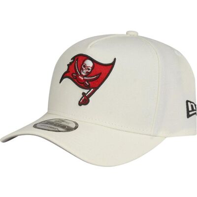 New Era, Herren, Cap, 9Forty A-Frame Cap - Tampa Bay Buccaneers chrome, Beige, (One Size) New Era, Herren, Cap, 9Forty A-Frame Cap - Tampa Bay Buccaneers chrome, Beige, (One Size)