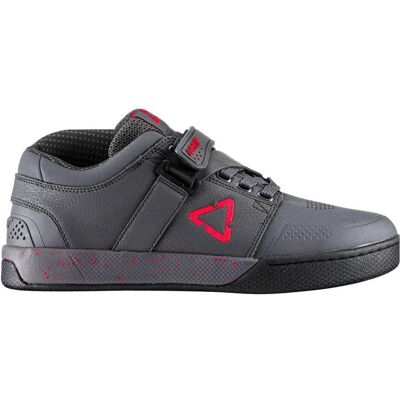 Leatt Titanium Radschuhe - Modell 4.0 - Wasserabweisende Trailschuhe Leatt Titanium Radschuhe - Modell 4.0 - Wasserabweisende Trailschuhe