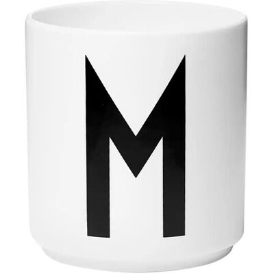 Design Letters Tasse mit Alphabet - Arne Jacobsen Kollektion Design Letters Tasse mit Alphabet - Arne Jacobsen Kollektion