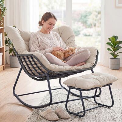 Costway Schaukelstuhl mit Hocker Schaukelsessel mit PE-Rattan & Metallrahmen ergonomischer Relaxsessel Beige Costway Schaukelstuhl mit Hocker Schaukelsessel mit PE-Rattan & Metallrahmen ergonomischer Relaxsessel Beige