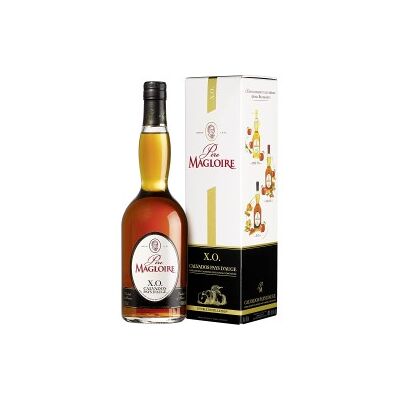 Père Magloire Calvados X.O. - Apfelbrannt - 6+ Jahre - Tiefes Gold Père Magloire Calvados X.O. - Apfelbrannt - 6+ Jahre - Tiefes Gold