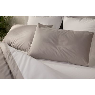 Emma Comfort Perkal Kopfkissenbezug Weiß & Grau 40x80cm Emma Comfort Perkal Kopfkissenbezug Weiß & Grau 40x80cm