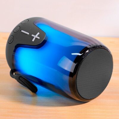 Cool Marke Modell - Bluetooth Lautsprecher mit LED-Licht Cool Marke Modell - Bluetooth Lautsprecher mit LED-Licht