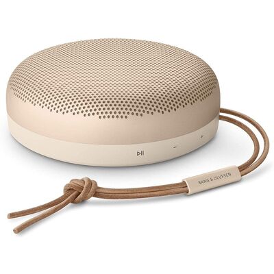 Bang & Olufsen Beosound A1 2. Generation Kabelloser wasserdichter tragbarer Lautsprecher - Gold Bang & Olufsen Beosound A1 2. Generation Kabelloser wasserdichter tragbarer Lautsprecher - Gold