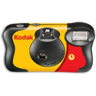 Analoge Kamera Kodak FunSaver 35mm Einweg Flash 24mm Gelb und Rot Analoge Kamera Kodak FunSaver 35mm Einweg Flash 24mm Gelb und Rot