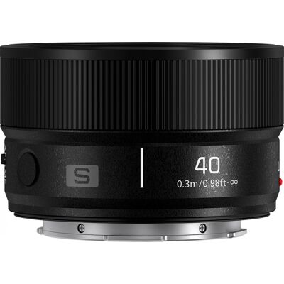 Panasonic Lumix S 40mm f2 schwarz -100,00EUR Lumix Objektiv Kombi-Rabatt möglich Panasonic Lumix S 40mm f2 schwarz -100,00EUR Lumix Objektiv Kombi-Rabatt möglich