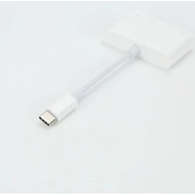 INF USB-C 4-in-1 Adapter-Hub mit SD/TF/USB-A und Pass-through-Ladefunktion 9V/2A — Kompakter ABS+TPE-Kartenleser (Weiß) INF USB-C 4-in-1 Adapter-Hub mit SD/TF/USB-A und Pass-through-Ladefunktion 9V/2A — Kompakter ABS+TPE-Kartenleser (Weiß)