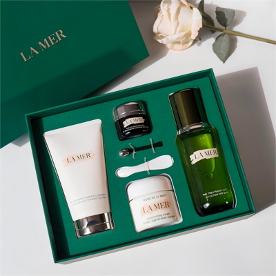 La Mer 4-teiliges Hautpflege-Set (Reinigung 150ml + Feuchtigkeitscreme 60ml + Behandlungslotion 150ml + Augenpflegekonzentrat 15ml) La Mer 4-teiliges Hautpflege-Set (Reinigung 150ml + Feuchtigkeitscreme 60ml + Behandlungslotion 150ml + Augenpflegekonzentrat 15ml)
