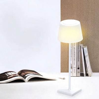 Aigostar Wiederaufladbare Schreibtischlampe 4W CCT Touch-Dimmung und Farbwechsel Aigostar Wiederaufladbare Schreibtischlampe 4W CCT Touch-Dimmung und Farbwechsel