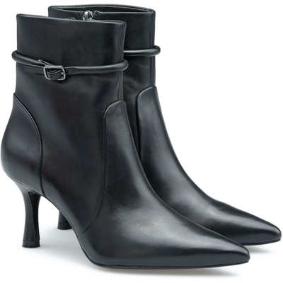 LLOYD Damen DAMEN AMARA 425 SCHWARZ Stiefeletten Schwarz in 40.5 F 1/2 Glattleder Freizeit LLOYD Damen DAMEN AMARA 425 SCHWARZ Stiefeletten Schwarz in 40.5 F 1/2 Glattleder Freizeit