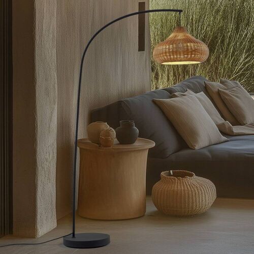 Lucande Außenstehleuchte Taniola, beige, Rattan, 195cm, IP44 Taniola, Holz hell, Holz, Landhaus / Rustikal