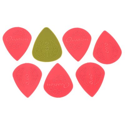 Ovation Diamond Grip Sharp Tip 0.60 CR Coral Red Ovation Diamond Grip Sharp Tip 0.60 CR Coral Red