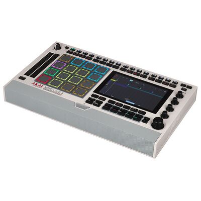 Akai Professional MPC Live III Retro Akai Professional MPC Live III Retro