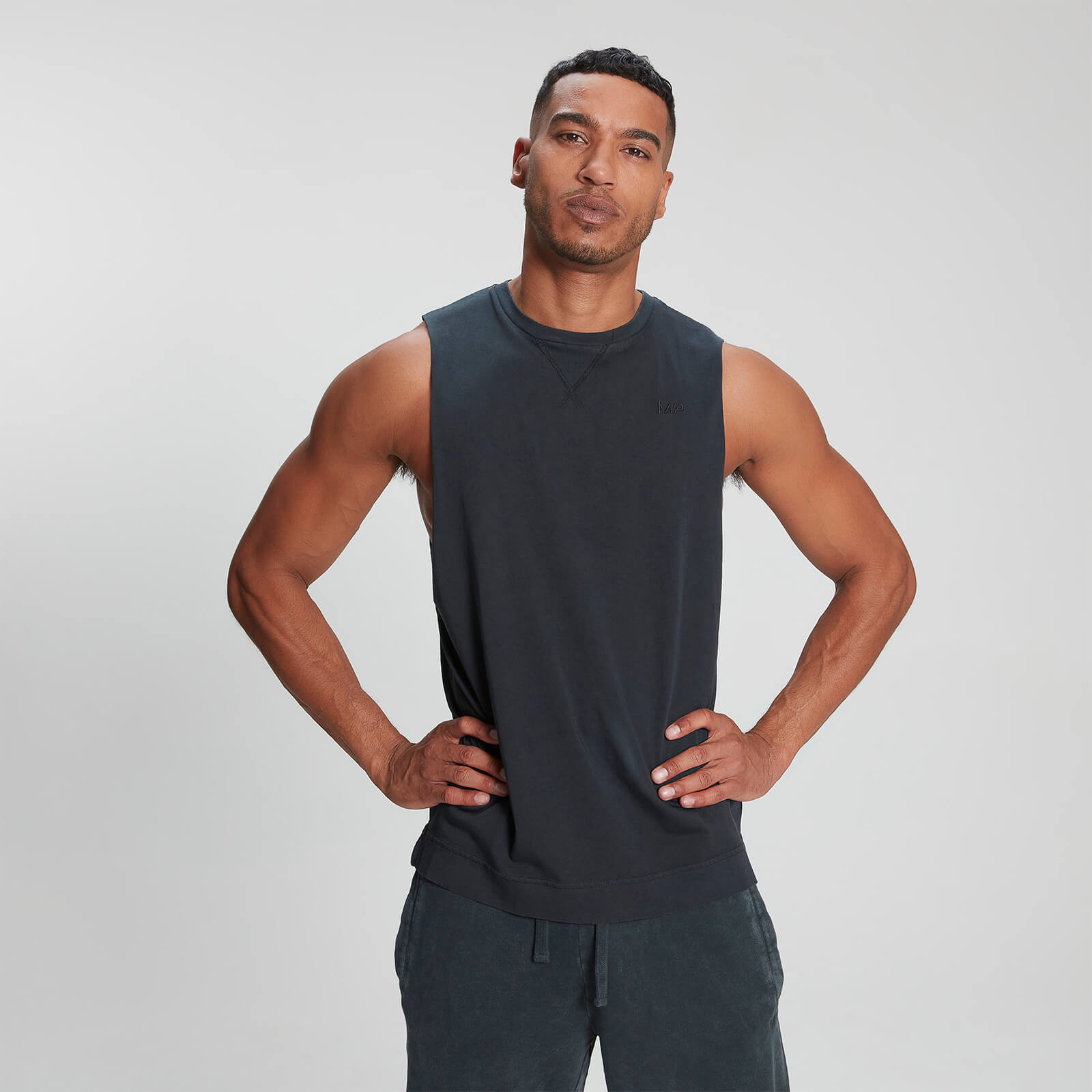 MP Raw Training tank til mænd – Falmet Sort - L MP Raw Training tank til mænd – Falmet Sort - L