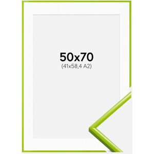 Ram med passepartou Ramme New Lifestyle May Green 50x70 Cm - Passepartout Hvid 42x59,4 Cm (A2)