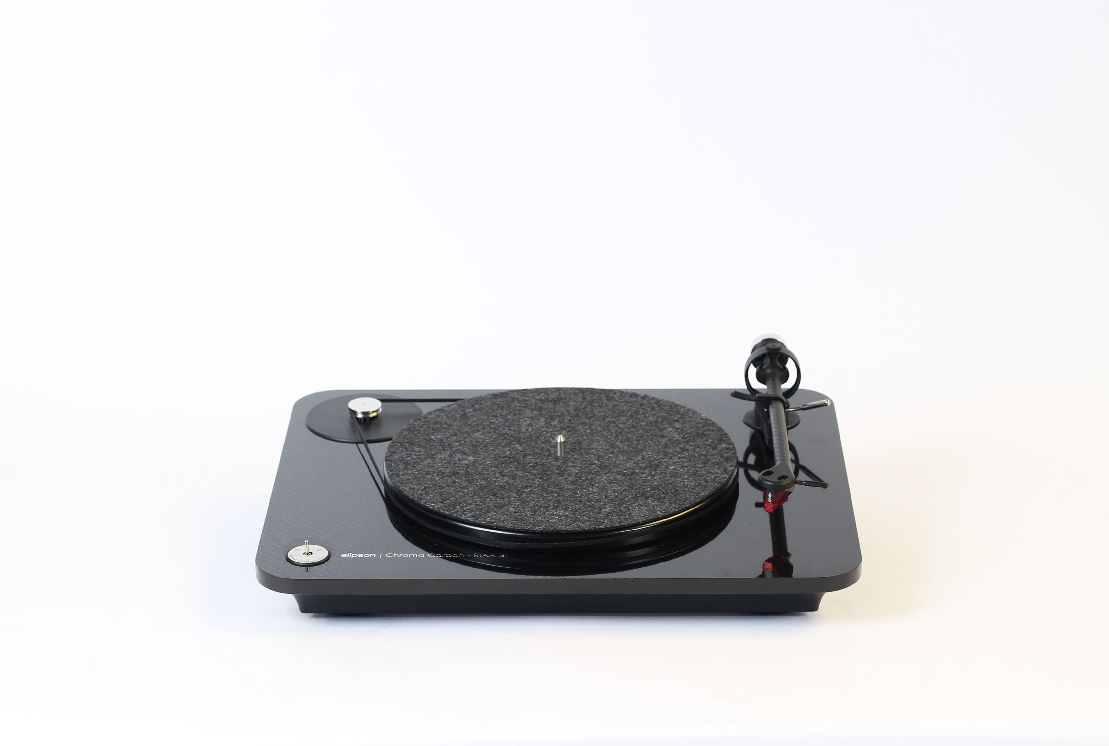 Elipson Chroma 400 Carbon 2m Red Black Elipson Chroma 400 Carbon 2m Red Black