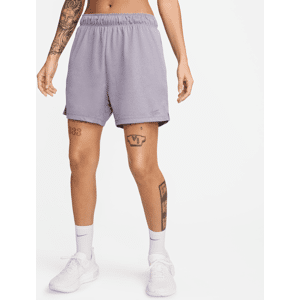 Nike Attack-Dri-FIT Fitness-shorts uden for og mellemhøj talje (13 cm) til kvinder - lilla lilla S (EU 36-38)