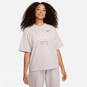 Nike Sportswear Classic-T-shirt til kvinder - lilla lilla M (EU 40-42)