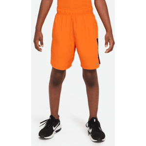 Nike Dri-FIT Challenger-løbeshorts til større børn (drenge) - Orange Orange S