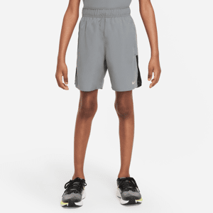Nike Dri-FIT Challenger-løbeshorts til større børn (drenge) - grå grå XS